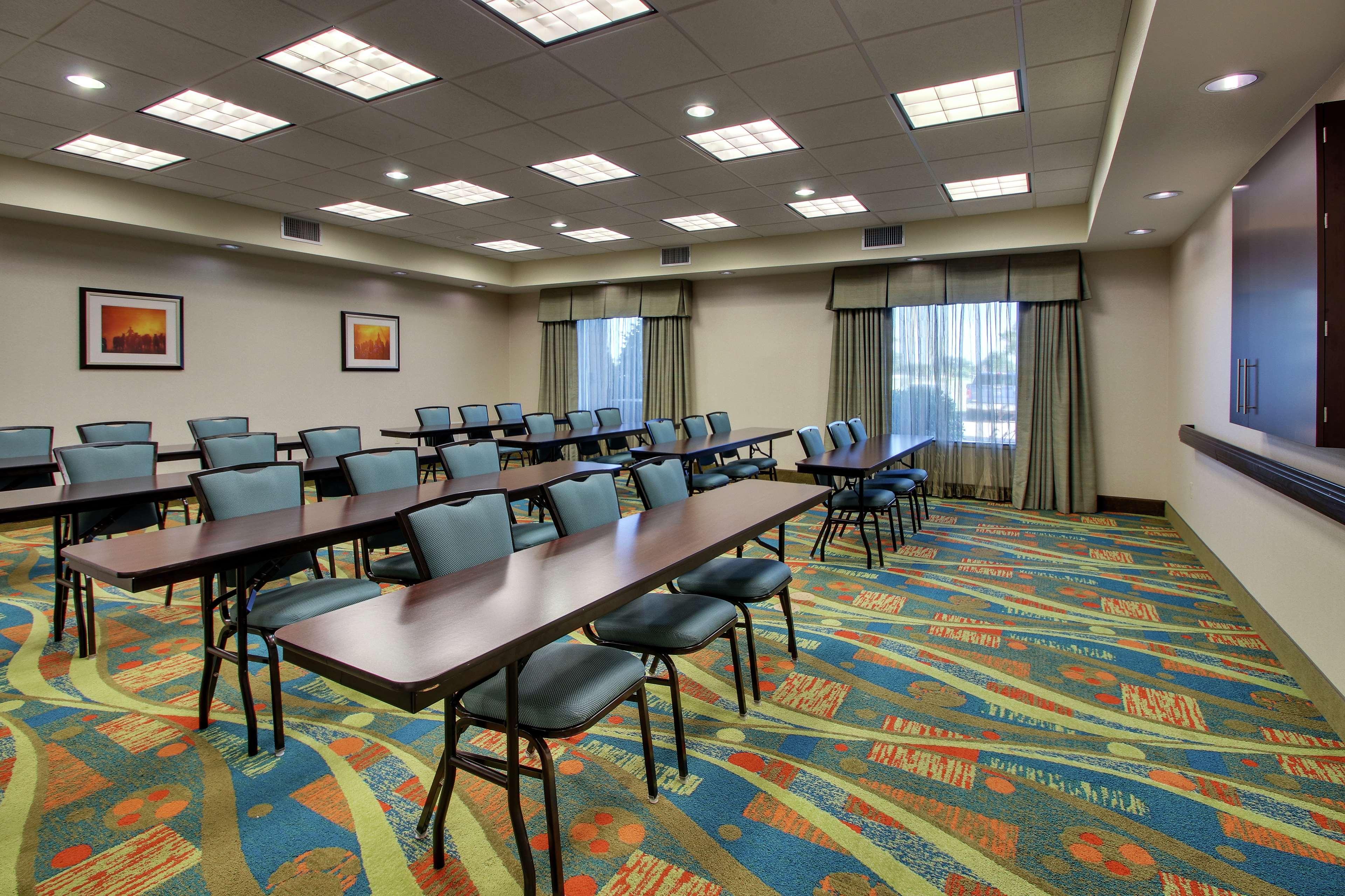 Hampton Inn Vernon Exteriér fotografie
