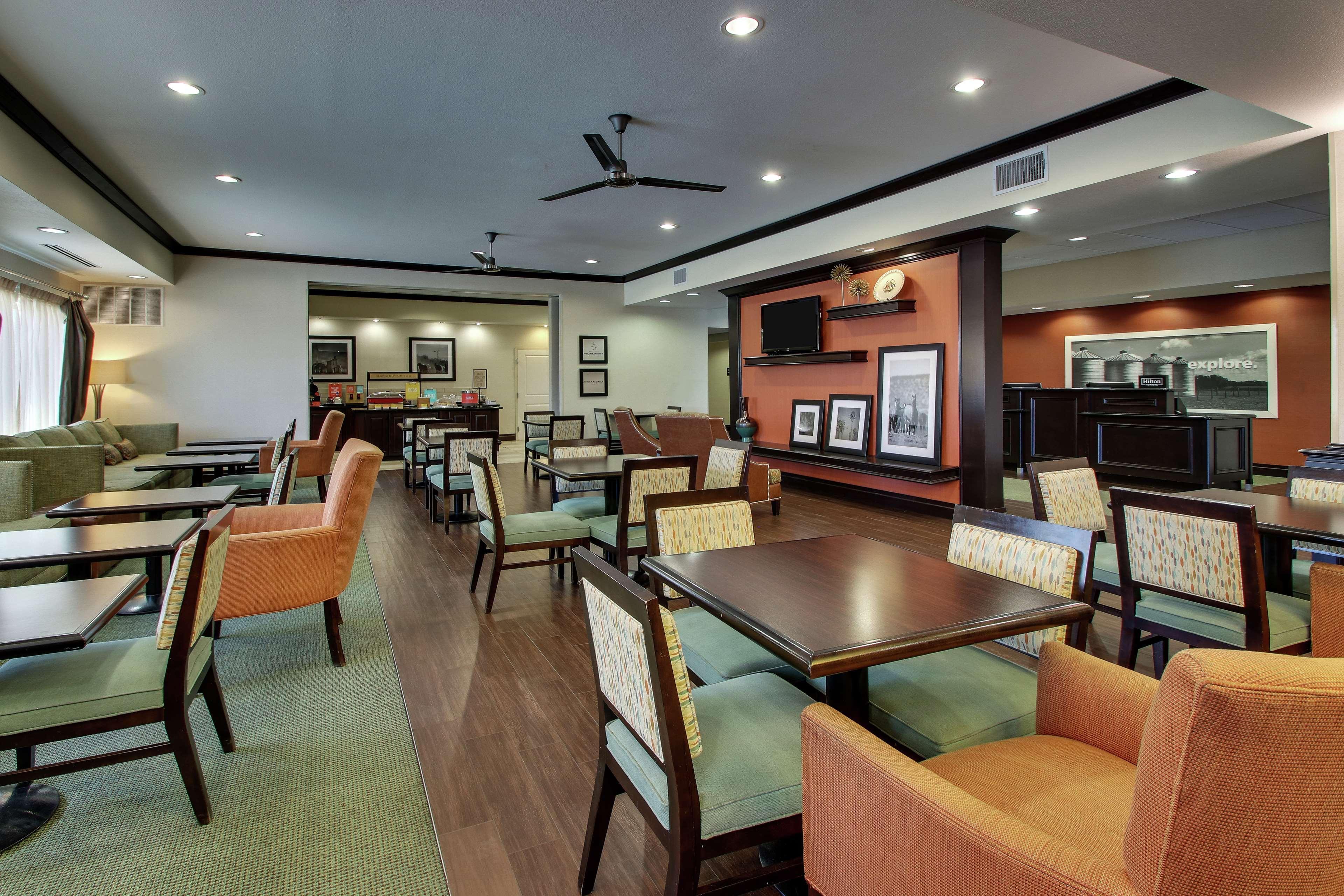 Hampton Inn Vernon Exteriér fotografie