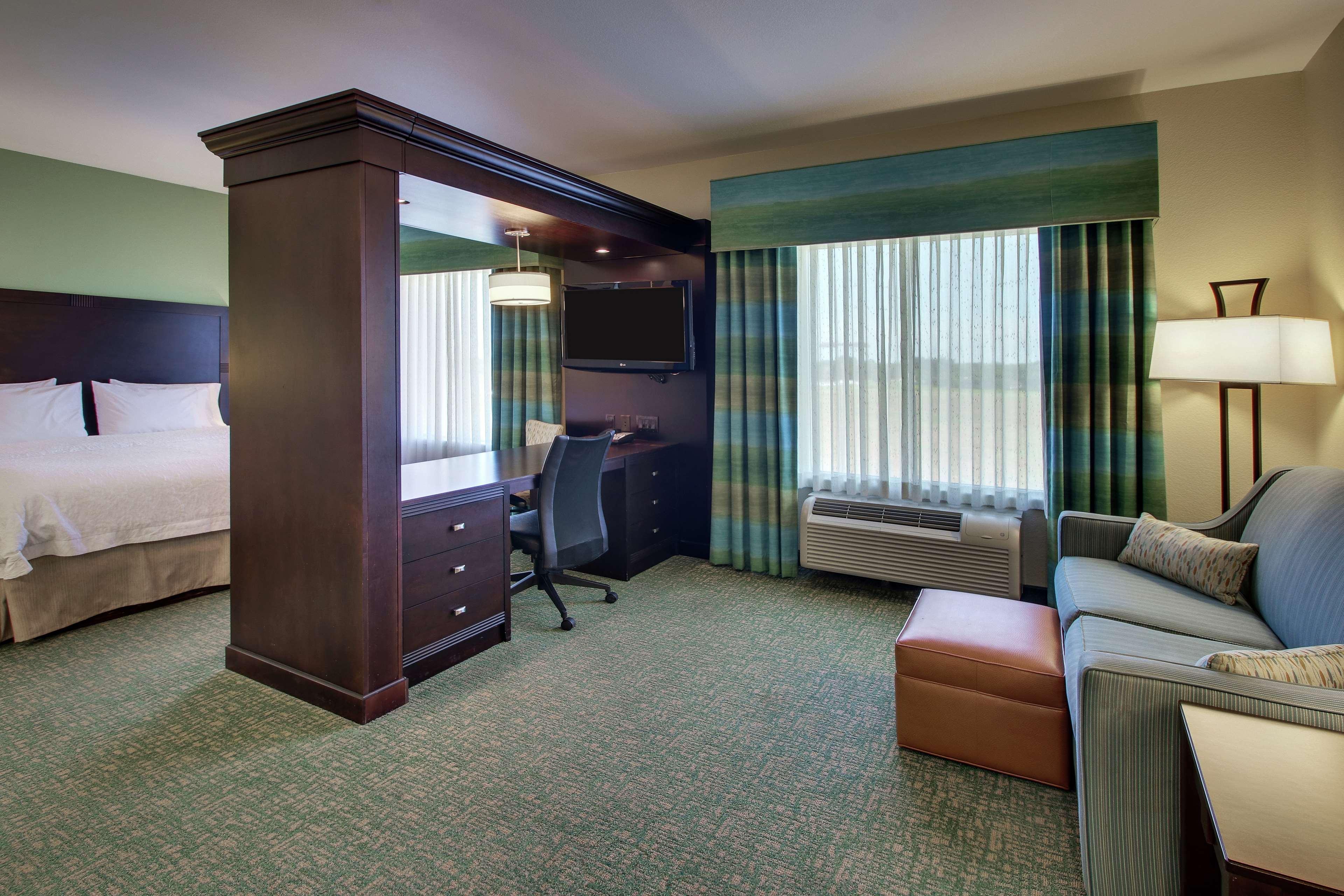 Hampton Inn Vernon Exteriér fotografie