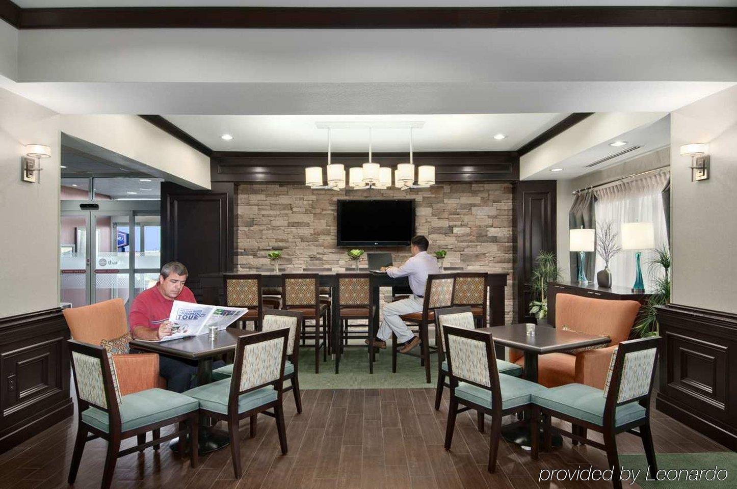 Hampton Inn Vernon Exteriér fotografie